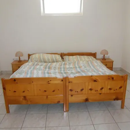 Taban Vendeghaz Guest house *
